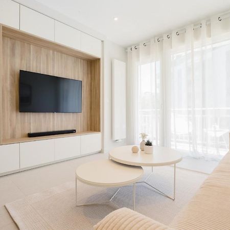 Santa Monica Parking Gratuit Apartment Annecy Bagian luar foto